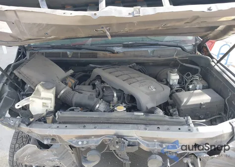 2014 Toyota Tundra Sr 4.6L V8 z USA, uszkodzony, nr VIN 5TFRM5F19EX080972